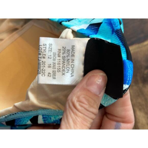 Shore Shapes Women's Blue White Build In Bra One Piece Swimsuit Size 12 - Picture 2 of 5